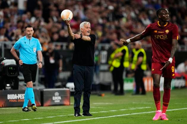 Sevilla FC v AS Roma - UEFA Europa League Final 2022 23 Jose Mourinho head coach of Roma reacts during the UEFA Europa League 2022 23 final match between Sevilla FC and AS Roma at Puskas Arena on May 31, 2023 in Budapest, Hungary. Budapest Hungary  Copyright: xJosexBretonx originalFilename:breton-sevillaf230531_npnzE.jpg