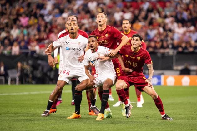 Sevilla v Roma, UEFA Europa League final, Budapest, Hungary Budapest, Hungary. 31st, May 2023. Fernando (20) of Sevilla FC and Nemanja Matic (8) of Roma seen during the UEFA Europa League final between Sevilla and Roma at the Puskas Arena in Hungary. Budapest Hungary  Copyright: xGonzalesxPhoto BalazsxPopalx