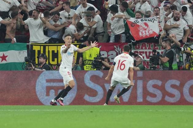 Lucas Ocampos of Sevilla FC celebrates after scoring 1-1 during the UEFA Europa League Final match between Sevilla FC and AS Roma at Puskas Arena, Budapest, Hungary on 31 May 2023. Photo by Giuseppe Maffia. Budapest Puskas Arena Budapest Hungary Copyright: xGiuseppexMaffiax SP24-666-035