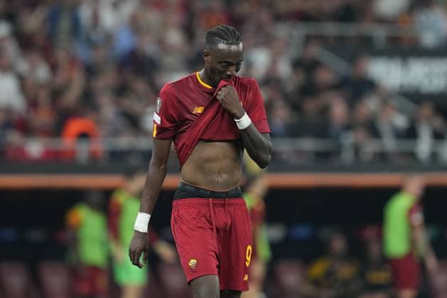Tammy Abraham of AS Roma looks Dejected during the UEFA Europa League Final match between Sevilla FC and AS Roma at Puskas Arena, Budapest, Hungary on 31 May 2023. Photo by Giuseppe Maffia. Budapest Puskas Arena Budapest Hungary Copyright: xGiuseppexMaffiax SP24-666-039