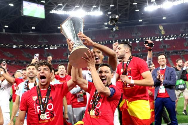 Sevilla Fc - As Roma Players of Sevilla FC celebrate after winning the Uefa Europa League final match beetween Sevilla Fc and As Roma at Puskas Arena on May 31 2023 in Budapest, Hungary . Budapest Puskas Arena Hungary Copyright: xMarcoxCanonierox
