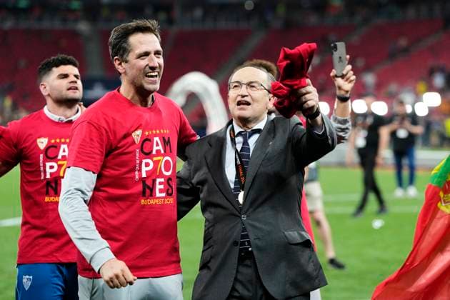 Sevilla FC v AS Roma - UEFA Europa League Final 2022 23 Jose Castro President of Sevilla FC celebrates victory after after the UEFA Europa League 2022 23 final match between Sevilla FC and AS Roma at Puskas Arena on May 31, 2023 in Budapest, Hungary. Budapest Hungary  Copyright: xJosexBretonx originalFilename:breton-sevillaf230531_npjQb.jpg