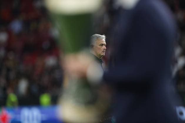 Budapest, Hungary: 31.05.2023: Jose Mourinho disappointment of losing the final at end of the Final UEFA Europa League 2023 match between Sevilla FC vs AS Roma at Puskas Arena of Budapest in Hungary  Copyright: xmarcoxiacobuccix xipa-agency.netx xmarcoxiacobuccix 0 IPA_IPA38353849