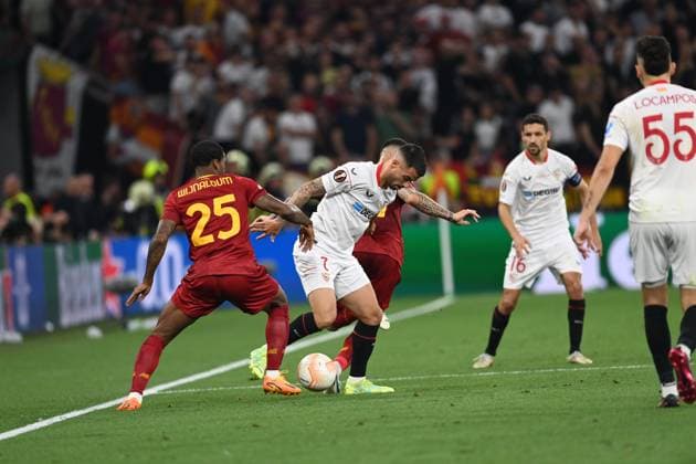 May 31, 2023, Budapest, Budapest, Hungary: Suso of Sevilla Georginio Wijnaldum and Leonardo Spinazzola of Roma and on the Europa League final between Sevilla FC and AS Roma Budapest Hungary - ZUMAs291 20230531_zip_s291_018 Copyright: xBalintxSzentgallayx