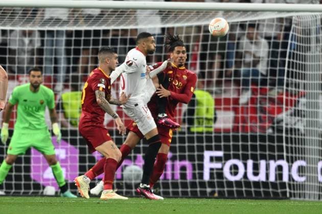 Gianluca Mancini (Roma)Youssef En-Nesyri (Sevilla FC)Chris Smalling (Roma) during the UEFAEuropa League Final match between Sevilla 5-2 (d.c.r.) Roma at Puskas Arena on May 31, 2023 in Budapest, Hungary. Noxthirdxpartyxsales  (220129575)