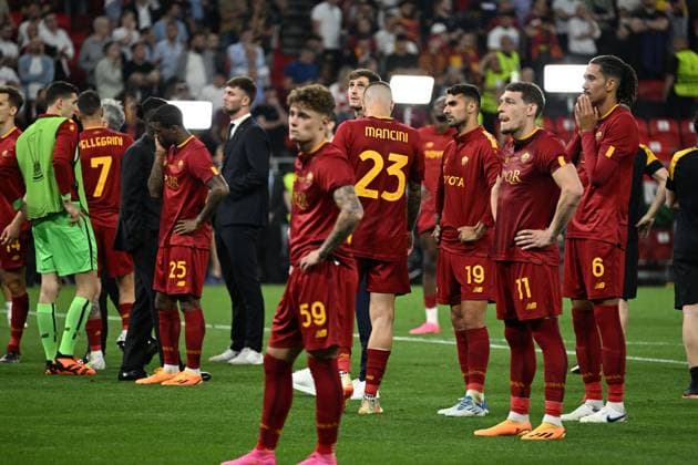 Final disappointment (Roma) during the UEFAEuropa League Final match between Sevilla 5-2 (d.c.r.) Roma at Puskas Arena on May 31, 2023 in Budapest, Hungary. Noxthirdxpartyxsales  (220130178)