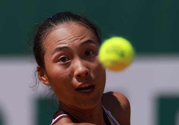(230601) -- PARIS, June 1, 2023 -- Zheng Qinwen of China competes during the women s singles second round match between Zheng Qinwen of China and Yulia Putintseva of Kazakhstan at the French Open tennis tournament at Roland Garros in Paris, France, on May 31, 2023. ) (SP)FRANCE-PARIS-TENNIS-ROLAND GARROS-FRENCH OPEN-WOMEN S SINGLES GaoxJing 