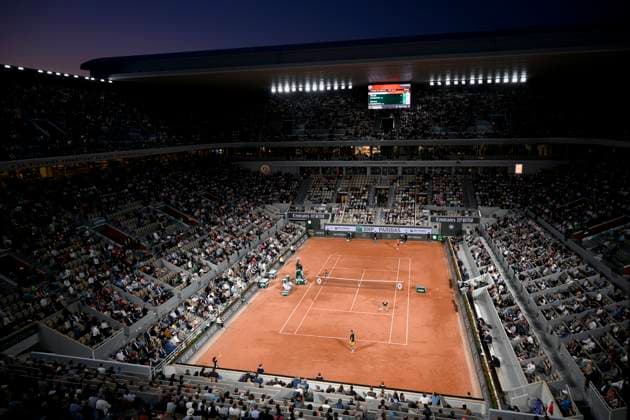 (230601) -- PARIS, June 1, 2023 -- Photo taken on May 31, 2023,shows the men s singles second round match between Novak Djokovic of Serbia and Marton Fucsovics of Hungary at the French Open tennis tournament at Roland Garros in Paris, France. (Photo by Xinhua) (SP)FRANCE-PARIS-TENNIS-ROLAND GARROS-FRENCH OPEN-MEN S SINGLES JulienxMattia 