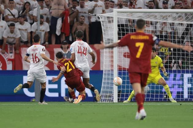 Budapest, Hungary, 31st May 2023. Paulo Dybala of AS Roma scores to give the side a 1-0 lead during the UEFA Europa League match at Puskas Arena, Budapest. Picture credit should read: Jonathan Moscrop Sportimage EDITORIAL USE ONLY. No use with unauthorised audio, video, data, fixture lists, club league logos or live services. Online in-match use limited to 120 images, no video emulation. No use in betting, games or single club league player publications. SPI-2476-0054
