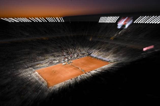 Coucher de Soleil sur le court Central Philippe Chatrier TENNIS : Roland Garros 2023 - Paris - 31 05 2023 JBAutissier Panoramic 