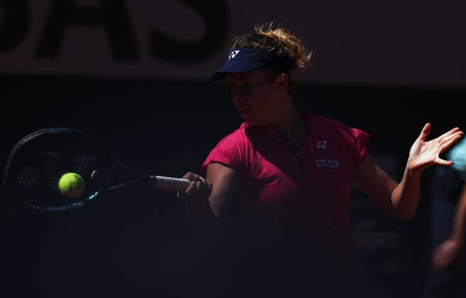 (230601) -- PARIS, June 1, 2023 -- Linda Noskova hits a return during the women s singles second round match between Elena Rybakina of Kazakhstan and Linda Noskova of the Czech Republic at the French Open tennis tournament at Roland Garros in Paris, France, June 1, 2023. ) (SP)FRANCE-PARIS-TENNIS-ROLAND GARROS-FRENCH OPEN-WOMEN S SINGLES GaoxJing 