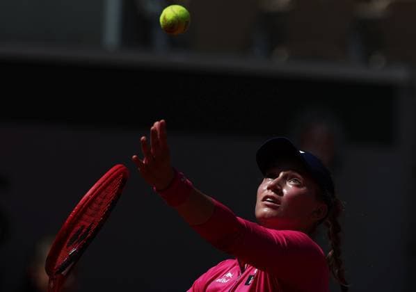 (230601) -- PARIS, June 1, 2023 -- Elena Rybakina serves during the women s singles second round match between Elena Rybakina of Kazakhstan and Linda Noskova of the Czech Republic at the French Open tennis tournament at Roland Garros in Paris, France, June 1, 2023. ) (SP)FRANCE-PARIS-TENNIS-ROLAND GARROS-FRENCH OPEN-WOMEN S SINGLES GaoxJing 