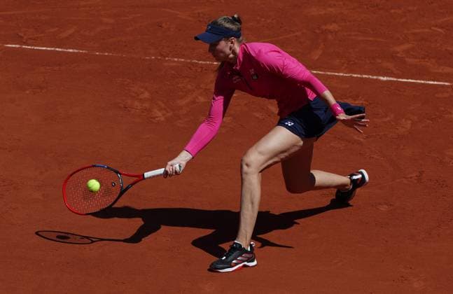 (230601) -- PARIS, June 1, 2023 -- Elena Rybakina hits a return during the women s singles second round match between Elena Rybakina of Kazakhstan and Linda Noskova of the Czech Republic at the French Open tennis tournament at Roland Garros in Paris, France, June 1, 2023. ) (SP)FRANCE-PARIS-TENNIS-ROLAND GARROS-FRENCH OPEN-WOMEN S SINGLES GaoxJing 