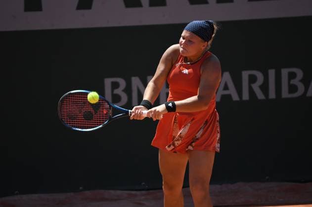 Tennis : Roland Garros 2023 - France - Dania Shnaider - Russie Tennis : Roland Garros 2023 - France - 01 06 23 ChrysleneCaillaud Panoramic 
