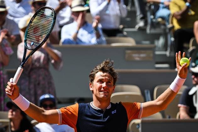 June 1, 2023, Paris, France, France: Casper RUUD of Norway celebrates his victory during the fifth day of Roland-Garros 2023, French Open 2023, Grand Slam tennis tournament at the Roland-Garros Stadium on June 01, 2023 in Paris, France. Paris France - ZUMAm308 20230601_zsp_m308_001 Copyright: xMatthieuxMirvillex