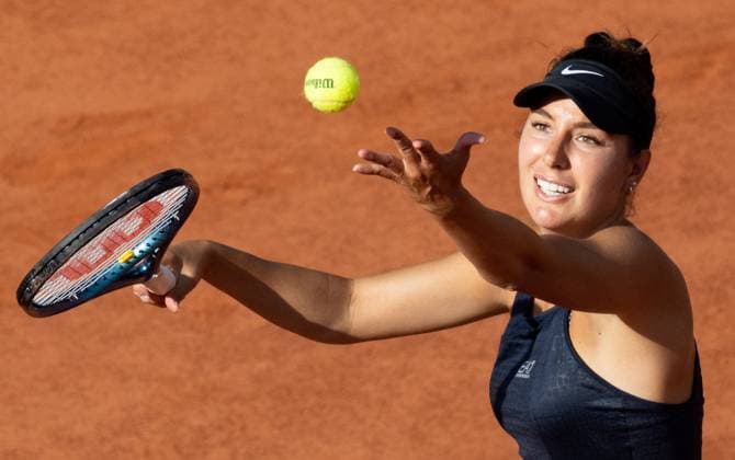 French Oceane Dodin pictured in action during a tennis match between French Oceane Dodin and Tunisian Ons Jabeur, in the second round of the women at the Roland Garros French Open tennis tournament in Paris, France, Thursday 01 June 2023. BENOITxDOPPAGNE  x68258562x