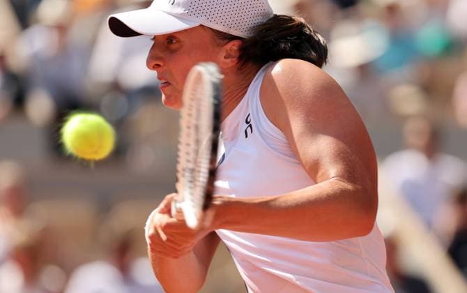 Top-seeded Iga Swiatek of Poland plays against Claire Liu of the US during their second-round match at Roland Garros French Tennis Open in Paris, France, on Thursday, June 1, 2023. Swiatek won 6-4, 6-0.  PAR20230601101 MAYAxVIDON-WHITE
