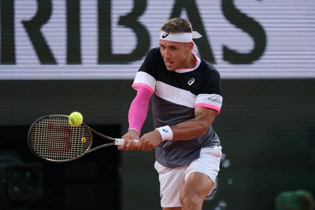June 1, 2023, Paris, Paris, France: ALEX MOLCAN of Slovakia return the ball to ALEXANDER ZVEREV of Germany during the Day 5 of the French Open 2023, Grand Slam tennis tournament at the Roland-Garros Stadium - Paris France Paris France - ZUMAp119 20230601_zaf_p119_124 Copyright: xPierrexSteveninx