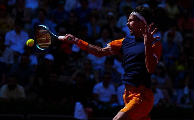 Mandatory Credit: Photo by Javier Garcia Shutterstock (13940053eg) Daniel Altmaier French Open Tennis, Day 5, Roland Garros, Paris, France - 01 June 2023 French Open Tennis, Day 5, Roland Garros, Paris, France - 01 June 2023  Copyright: xJavierxGarcia Shutterstockx 13940053eg