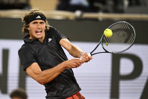 Alexander Zverev (ger) TENNIS : Roland Garros 2023 - Paris - 01 06 2023 JBAutissier Panoramic 