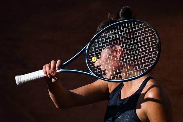 June 1, 2023, Paris, France, France: Oceane DODIN of France during the fifth day of Roland-Garros 2023, French Open 2023, Grand Slam tennis tournament at the Roland-Garros Stadium on June 01, 2023 in Paris, France. Paris France - ZUMAm308 20230601_zsp_m308_051 Copyright: xMatthieuxMirvillex