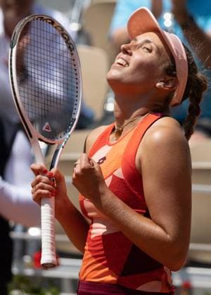 Belgian Elise Mertens celebrates after winning a tennis match between Belgian Mertens (WTA28) and US Pegula (WTA3), in the third round of the women s singles at the Roland Garros French Open tennis tournament in Paris, France, Friday 02 June 2023. BENOITxDOPPAGNE  x68299740x