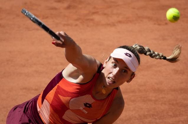 Belgian Elise Mertens pictured in action during a tennis match against US Pegula (WTA3), in the third round of the women s singles at the Roland Garros French Open tennis tournament in Paris, France, Friday 02 June 2023. BENOITxDOPPAGNE  x68303555x