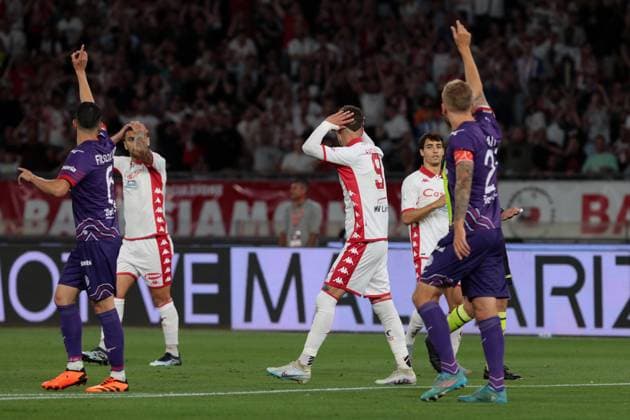Foto Donato Fasano LaPresse 02 Giugno 2023 Bari, Italia - calcio - Bari vs Sudtirol - Campionato di calcio Serie BKT 2022 2023 - Stadio San Nicola. Nella foto: Esposito June 02 , 2023 Bari, Italy - sport, soccer - Bari vs Sudtirol - Italian Football Championship League BKT 2022 2023 - San Nicola stadium. In the pic: Esposito  Copyright: xDonatoxFasano LaPressex