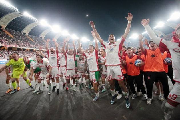 Foto Donato Fasano LaPresse 02 Giugno 2023 Bari, Italia - calcio - Bari vs Sudtirol - Campionato di calcio Serie BKT 2022 2023 - Stadio San Nicola. Nella foto: fine gara June 02 , 2023 Bari, Italy - sport, soccer - Bari vs Sudtirol - Italian Football Championship League BKT 2022 2023 - San Nicola stadium. In the pic: fine gara  Copyright: xDonatoxFasano LaPressex