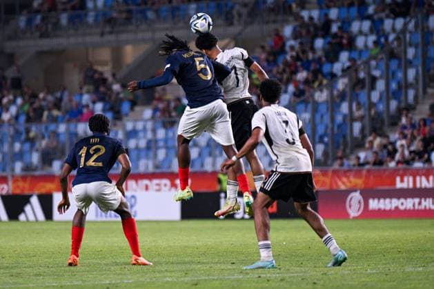 UEFA European Football Championship - Under 17 Final - Germany vs France France U17, U 17 Ä™s Bastien Meupiyou and Germany U17™s Paris Brunner during the final phase Under-17 Championship Hungary 2023 soccer match Germany U17 vs. France U17 at the Nandor Hidegkuti Stadion stadium in Budapest, Hungary, 2nd of June 2023 Budapest Hidegkuti Nandor Stadium Hungary Copyright: xVinnyxOrlandox xLiveMediax LPS_959222
