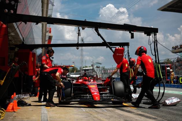 16 LECLERC Charles (mco), Scuderia Ferrari SF-23, action during the Formula 1 AWS Gran Premio de Espana 2023, 7th round of the 2023 Formula One World Championship, WM, Weltmeisterschaft from June 2 to 4, 2023 on the Circuit de Barcelona-Catalunya, in Montmelo, Spain - F1 - SPANISH GRAND PRIX 2023 DPPI Panoramic  00123014_F12023GP08ESP_JK041282