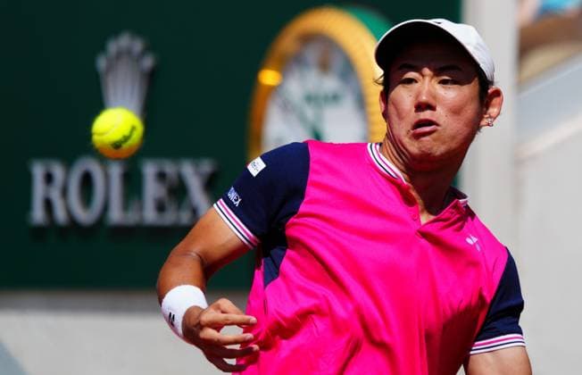 Mandatory Credit: Photo by Javier Garcia Shutterstock (13944030af) Yoshihito Nishioka in third round action French Open Tennis, Day 7, Roland Garros, Paris, France - 03 June 2023 French Open Tennis, Day 7, Roland Garros, Paris, France - 03 June 2023  Copyright: xJavierxGarcia Shutterstockx 13944030af