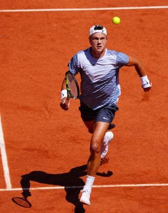 Mandatory Credit: Photo by Javier Garcia Shutterstock (13944030ar) Holger Rune in third round action French Open Tennis, Day 7, Roland Garros, Paris, France - 03 June 2023 French Open Tennis, Day 7, Roland Garros, Paris, France - 03 June 2023  Copyright: xJavierxGarcia Shutterstockx 13944030ar
