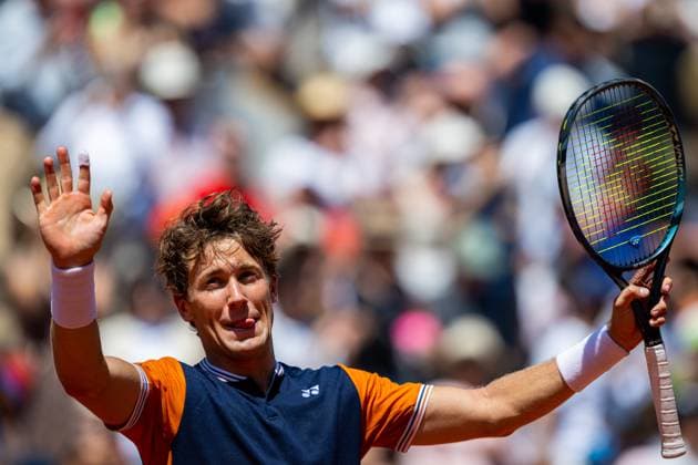230603 Casper Ruud of Norway celebrates after men?s third round singles tennis match during Roland Garros on June 3, 2023 in Paris Photo Vegard Grott BILDBYRAN kod VG VG0446 bbeng tennis french open franska öppna atp roland garros grand slam norge jubel  Copyright: VEGARDxGRoTT BB230603VG010