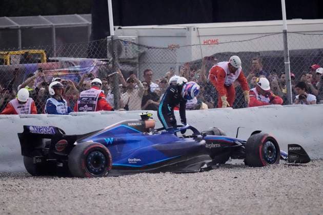 Sport Bilder des Tages F1 Grand Prix of Spain - Qualifying Logan Sargeant of the United States after crashing the (2) Williams FW45 during qualifying before the Spanish F1 Grand Prix at Circuit de Barcelona-Catalunya on June 3, 2023 in Barcelona, Spain. Barcelona Spain  Copyright: xJosexBretonx originalFilename:breton-f1grandp230603_np0I1.jpg