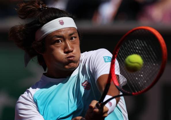 (230603) -- PARIS, June 3, 2023 -- Zhang Zhizhen of China hits a return during the men s singles third round match against Casper Ruud of Norway at the French Open tennis tournament at Roland Garros in Paris, France, June 3, 2023. ) (SP)FRANCE-PARIS-TENNIS-ROLAND GARROS-FRENCH OPEN GaoxJing 