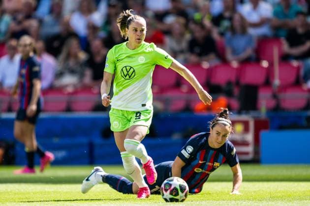 Sport Themen der Woche KW22 Sport Bilder des Tages 230603 Ewa Pajor of Wolfsburg scores 0-1 during the UEFA Women s Champions League final match between Barcelona and Wolfsburg on June 3, 2023 in Eindhoven. Photo: Ludvig Thunman BILDBYRAN kod LT LT0533 fotboll football soccer fotball champions league final barcelona wolfsburg dam bbeng *** 230603 Ewa Pajor of Wolfsburg scores 0 1 during the UEFA Women s Champions League final match between Barcelona and Wolfsburg on June 3, 2023 in Eindhoven Photo Ludvig Thunman BILDBYRAN code LT LT0533 fotboll football soccer fotball champions league final barcelona wolfsburg dam bbeng  Copyright: LUDVIGxTHUNMAN BB230603LT026