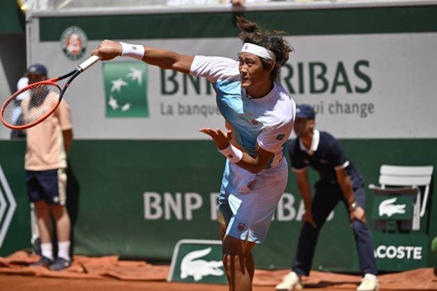 Tennis : Roland Garros 2023 - France - Zhang Zhizhen - Chine Tennis : Roland Garros 2023 - France - 03 06 23 ChrysleneCaillaud Panoramic 
