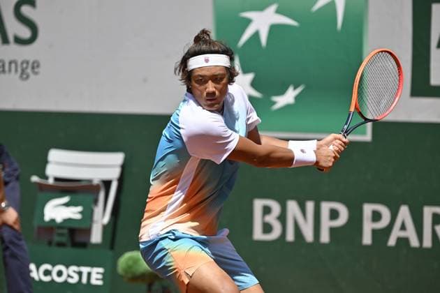Tennis : Roland Garros 2023 - France - Zhang Zhizhen - Chine Tennis : Roland Garros 2023 - France - 03 06 23 ChrysleneCaillaud Panoramic 