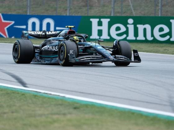Formula 1 Championship - FORMULA 1 AWS GRAN PREMIO DE ESPANA 2023 - Practice 3 and Qualifying Lewis Hamilton during free practice 3 of Catalunya Grand Prix F1 at Circuit of Catalunya Barcelona on june 03, 2023 Barcelona CIRCUIT DE BARCELONA-CATALUNYA Spain Copyright: xLorisxRosellix xLiveMediax LPS_960473