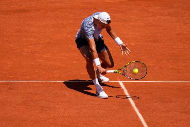 PARIS, FRANCE - JUNE 3: Holger Rune plays a slicing backhand during the 3nd round of Roland Garros 2023 match at Roland Garros Stadium on June 3, 2023 in Paris, France. (Photo by Glenn Gervot Icon Sportswire) TENNIS: JUN 03 French Open EDITORIAL USE ONLY Icon2306034548