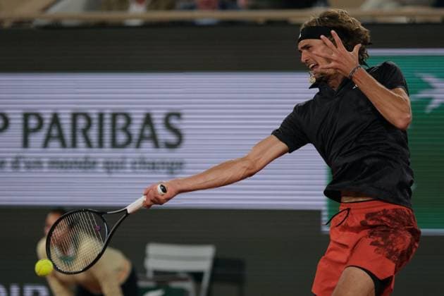 June 3, 2023, Paris, Paris, France: ALEXANDER SVEREV of Germany return the ball to FRANCES TIAFOE of USA during the Day 7 of the French Open 2023, Grand Slam tennis tournament at the Roland-Garros Stadium - Paris France Paris France - ZUMAp119 20230603_zaf_p119_036 Copyright: xPierrexSteveninx