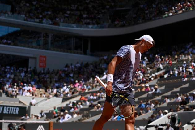 (230604) -- PARIS, June 4, 2023 -- Holger Rune of Denmark reacts during the men s singles third round match between Holger Rune of Denmark and Genaro Alberto Olivieri of Argentina at the French Open tennis tournament at Roland Garros in Paris, France, on June 3, 2023. (Photo by Xinhua) (SP)FRANCE-PARIS-TENNIS-ROLAND GARROS-FRENCH OPEN JulienxMattia 