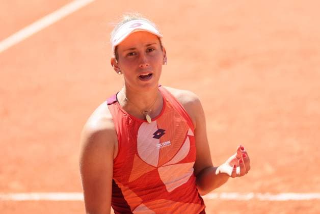 Belgian Elise Mertens reacts during a tennis match between Belgian Mertens (WTA28) and Russian Pavlyuchenkova, in the fourth round of the women s singles at the Roland Garros French Open tennis tournament in Paris, France, . BENOITxDOPPAGNE  x68388541x