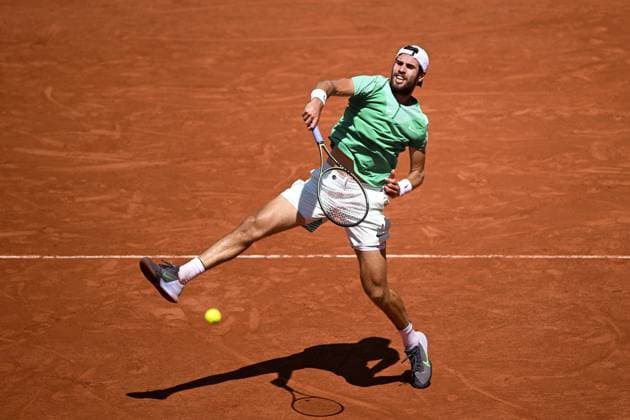 Karen Khachanov TENNIS : Roland Garros 2023 - Paris - 04 06 2023 JBAutissier Panoramic 