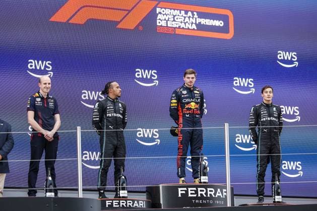 VERSTAPPEN Max (ned), Red Bull Racing RB19, portrait HAMILTON Lewis (gbr), Mercedes AMG F1 Team W14, portrait RUSSELL George (gbr), Mercedes AMG F1 Team W14, portrait podium during the Formula 1 AWS Gran Premio de Espana 2023, 7th round of the 2023 Formula One World Championship, WM, Weltmeisterschaft from June 2 to 4, 2023 on the Circuit de Barcelona-Catalunya, in Montmelo, Spain - F1 - SPANISH GRAND PRIX 2023 - RACE DPPI Panoramic  03323010__R3_1745