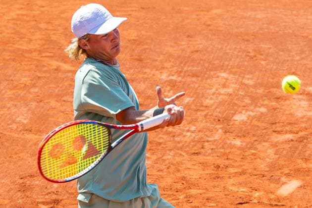230604 Kevin Edengren of Sweden competes in boy?s first round singles tennis match during Roland Garros on June 4, 2023 in Paris Photo Vegard Grott BILDBYRAN kod VG VG0447 bbeng tennis french open franska öppna atp roland garros grand slam sverige sweden  Copyright: VEGARDxGRoTT BB230604VG020