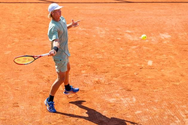 230604 Kevin Edengren of Sweden competes in boy?s first round singles tennis match during Roland Garros on June 4, 2023 in Paris Photo Vegard Grott BILDBYRAN kod VG VG0447 bbeng tennis french open franska öppna atp roland garros grand slam sverige sweden  Copyright: VEGARDxGRoTT BB230604VG024