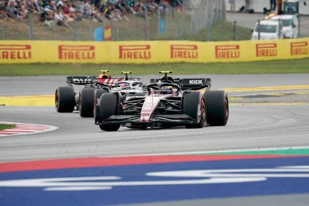 04 06 2023, Circuit de Catalunya, Barcelona, Formula 1 AWS Grand Prix of Spain 2023 , in the picture Guanyu Zhou CHN , Alfa Romeo F1 Team Stake, Nico Hülkenberg DEU , Moneygram Haas F1 Team, Sergio Perez MEX , Oracle Red Bull Racing Barcelona Circuit de Catalunya Catalunya Spain  eu-images-506