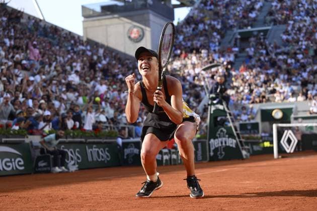 joie d Elina Svitolina (ukr) TENNIS : Roland Garros 2023 - Paris - 04 06 2023 JBAutissier Panoramic 